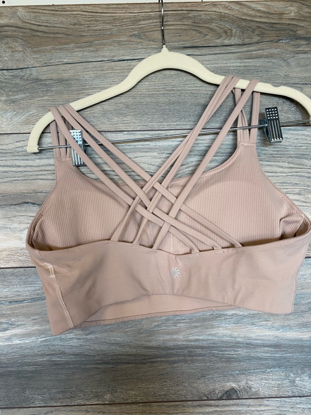 Athleta Strappy Seamless Sports Bra in Nude Pink